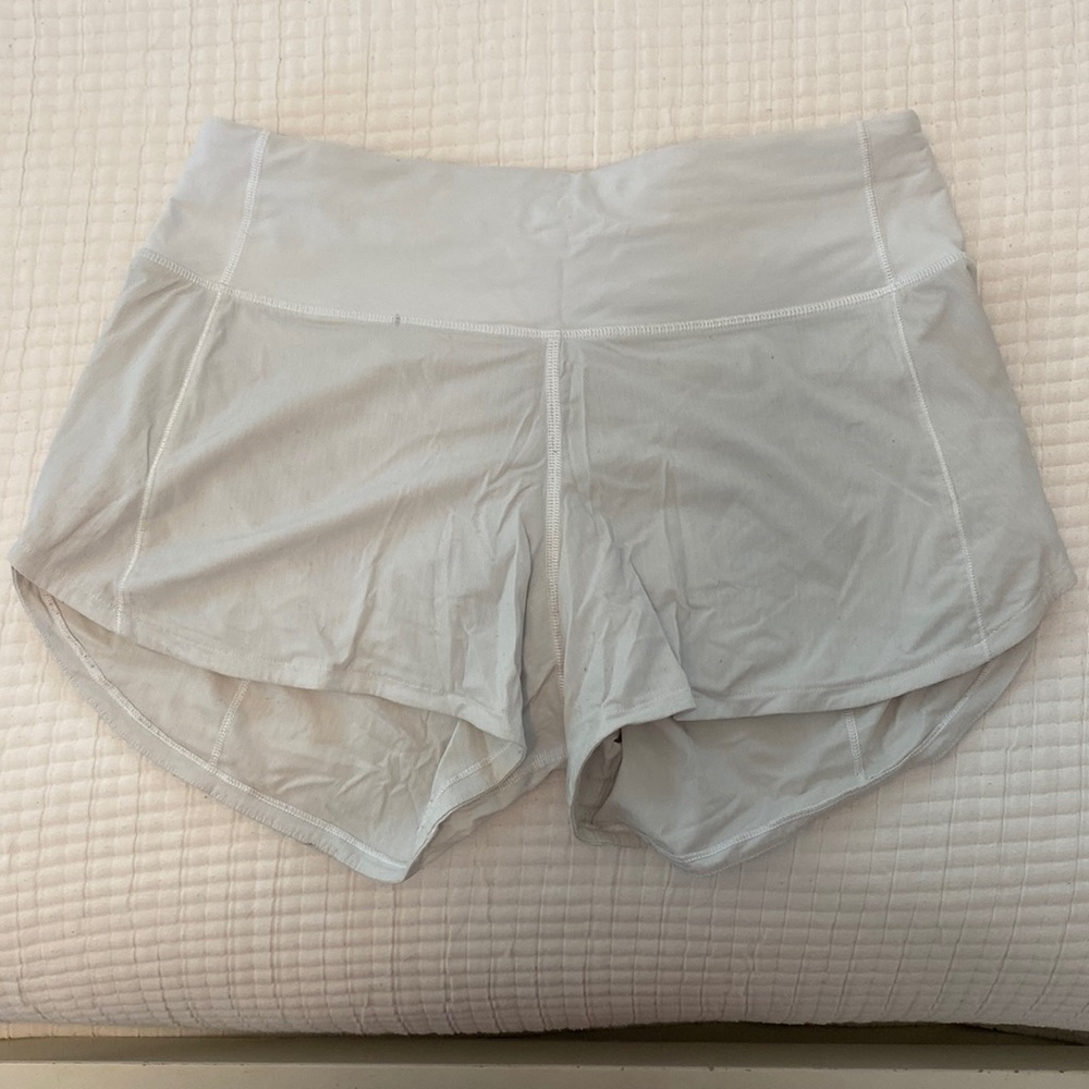 Lululemon speed up shorts size 4, 4 inches